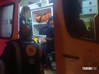 Condutora perde controle do veículo e colide contra uma arvore na Vila Yolanda