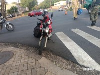 Motociclista é socorrido pelo Siate após colisão no Jardim América