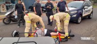 Motociclista é socorrido pelo Siate após colisão entre duas motos na Av. Javier Koelbel