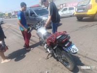 Motociclista é socorrido pelo Siate após colisão na Av. Morenitas 