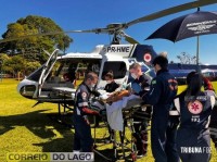 Idoso com problemas respiratórios é transferido de helicóptero de Santa Helena para hospital