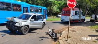 Condutora é socorrida pelo SAMU após colisão no Jardim Eliza II