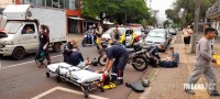 SAMU socorre três pessoas após colisão traseira entre duas motos na Vila Maracanã