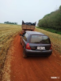 Policia Federal e PM apreendem caminhão carregado com cigarros contrabandeados na fronteira com o Paraguai