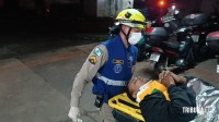 Motociclista é socorrido pelo Siate após colisão no Bairro Morumbi II