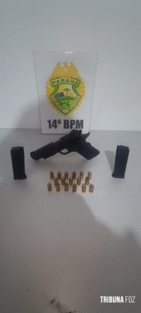 ROTAM prende homem com pistola .45mm na cintura na Av. General Meira