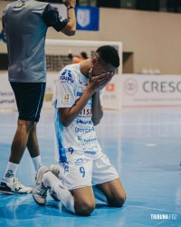 Vini Jr. deixa o Foz Cataratas após 3 temporadas rumo ao futsal da Indonésia 