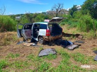 Policia Federal e PM/PR recuperam veículo roubado com mercadorias contrabandeadas