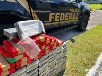 Policia Federal prende dois indivíduos em um caminhão transportando 107 Kg de cocaína e mercadorias contrabandeadas