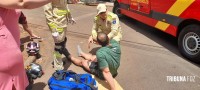 Siate socorre motociclista após colisão de duas motos na Rua Águas Marinhas