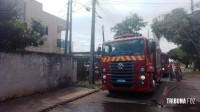 Bombeiros interveem em incêndio residencial no Jardim São Paulo