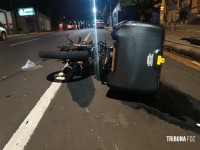 Motociclista fica gravemente ferido após colisão na Rua Xavier da Silva