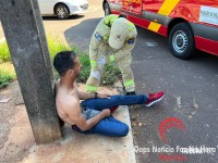 Acidente de moto deixa duas pessoas feridas no Bairro Cidade Nova em Foz do Iguaçu 