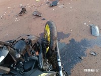 Motociclista fica gravemente ferido após colisão na Av. das Cataratas