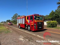 Bombeiros interveem após incêndio em barracão no Bairro Três Lagoas 