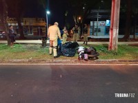 Soldado do Exército morre após colidir moto contra um poste na Av. JK 