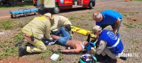 Siate socorre duas vítimas após motociclista colidir contra um poste da área rural de Foz