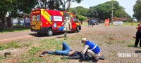 Siate socorre duas vítimas após motociclista colidir contra um poste da área rural de Foz