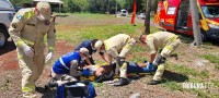 Siate socorre duas vítimas após motociclista colidir contra um poste da área rural de Foz