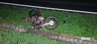 Motorista mata motociclista na BR-277 após colisão traseira e foge após o acidente