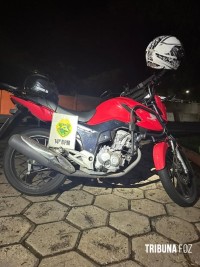 PM recupera motocicleta furtada no Bairro Jardim América