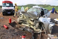 Acidente entre ônibus e carro deixa um morto e vários feridos em itaipulândia 
