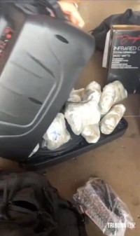 DENARC prende mulher com drogas escondidas em caixas de som