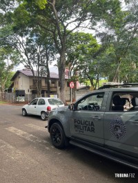 Militares da ROTAM recuperam carro furtado no Shopping Cataratas JL