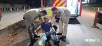 Motociclista é socorrido pelo Siate após queda na Av. das Cataratas