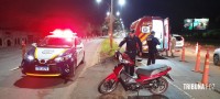 Motociclista é socorrido pelo Siate após queda na Av. das Cataratas