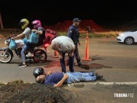 Motociclista é socorrido pelo Siate após queda na Av. das Cataratas