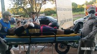 Motociclista é socorrido pelo Siate após colisão na Av. Das Cataratas