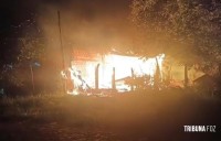 Idosa de 75 anos morre carbonizada após incêndio a residência no Paraguai