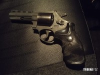 ROTAM prende homem com revolver 38 no Bairro Jardim América