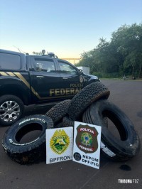 PF e PM apreendem pneus contrabandeados do Paraguai