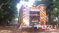 Casa é consumida pelo fogo no Jardim Universitário em Foz do Iguaçu