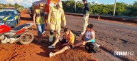 Siate socorre duas vítimas após queda de moto na Av. das Cataratas