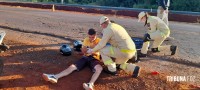Siate socorre duas vítimas após queda de moto na Av. das Cataratas