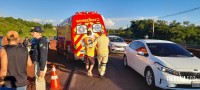 Siate socorre duas vítimas após queda de moto na Av. das Cataratas