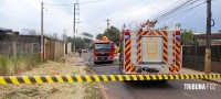 Incêndio em baús refrigerados mobiliza o Corpo de Bombeiros no Jardim Tarobá