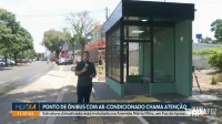 "Bêbado" é flagrando deitado no ponto de ônibus com ar-condicionado bebendo um "corote" na Av. Mario Filho