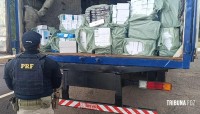 PRF apreende tablets, celulares e smartwatches escondidos em carga de colchões em Céu Azul