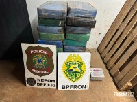 Policia Federal apreende embarcação com 200 Kg de maconha em Santa Helena