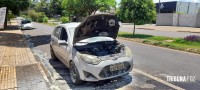 Incêndio a veículo na Av. Safira mobiliza o Corpo de Bombeiros