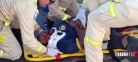 Motociclista fica gravemente ferido após colisão na Av. Felipe Wandscheer