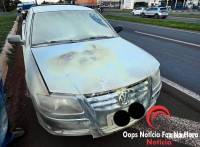 Veículo pega fogo na BR-277 após motorista sentir cheiro de combustível 