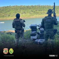 BPFRON e NEPOM apreende 445 Kg de maconha no porto lixão em Foz do Iguaçu