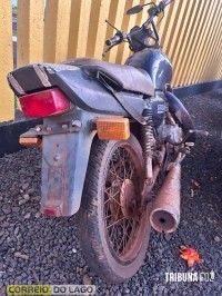 Adolescente de 14 anos é flagrado pilotando motocicleta em alta velocidade e sem placa em Santa Helena