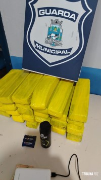 Guarda Municipal prende paraguaio com 26 tabletes de maconha