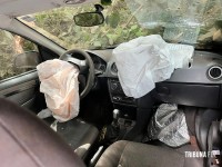 Servidora da Guarda Municipal fica ferida após bater veículo contra árvore na área rural de Foz do Iguaçu